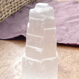 Selenite Tower